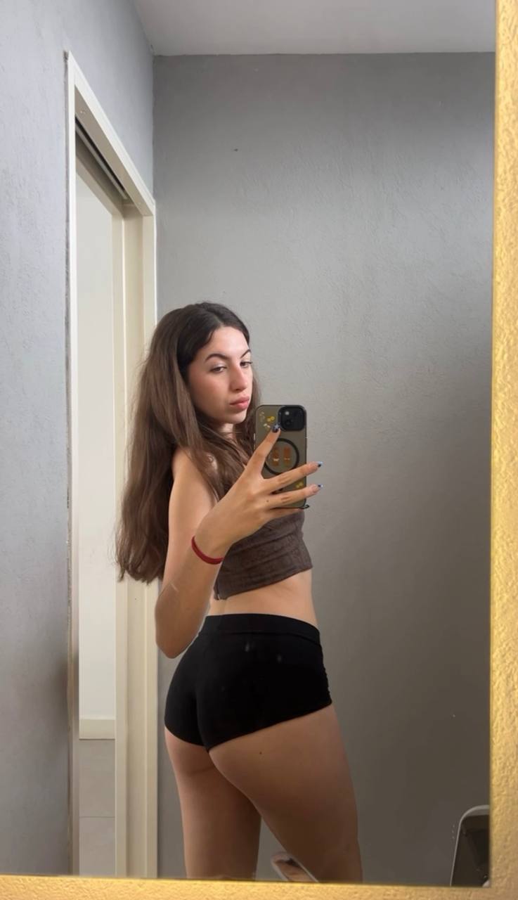 Amber in her underwear in Ensenada