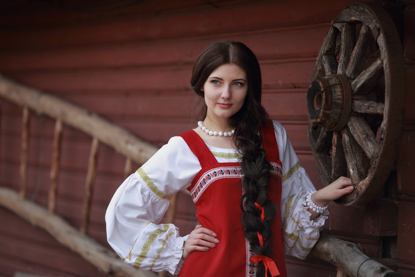 Girls in Slavic costumes in Ensenada